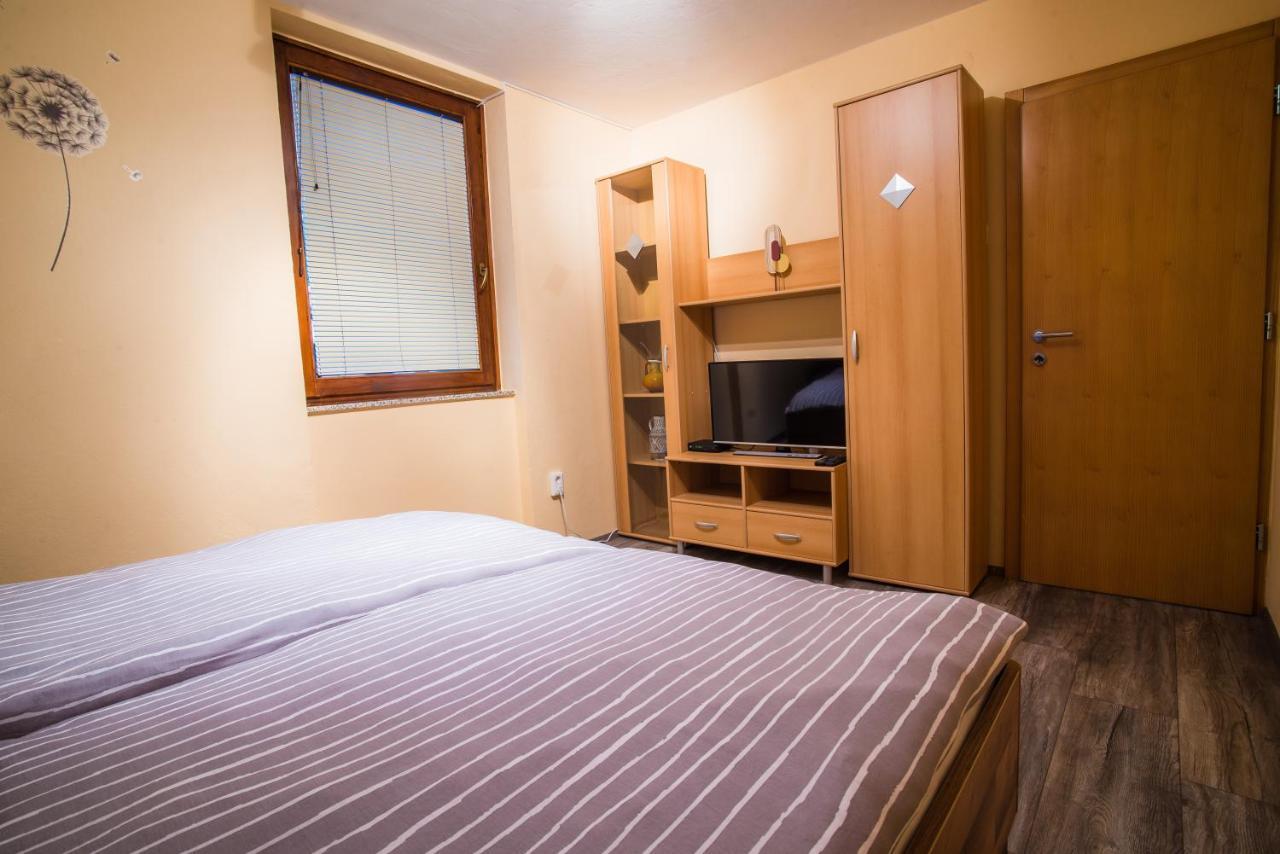 Apartment Veninsek Luče 外观 照片