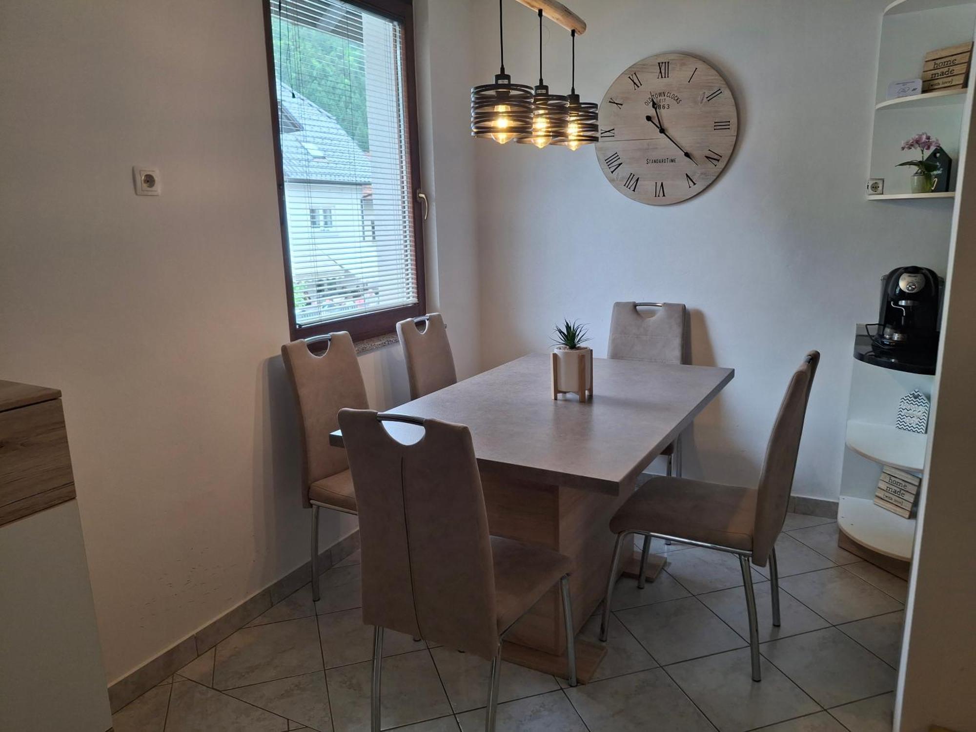 Apartment Veninsek Luče 外观 照片
